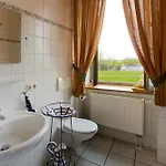 Zur Scheune 3*