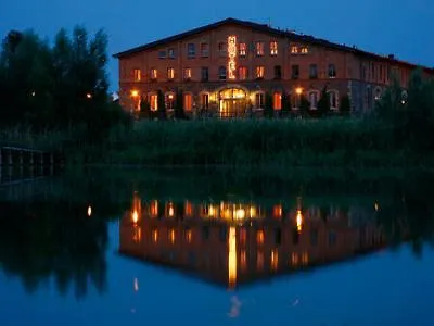 Zur Scheune Hotel