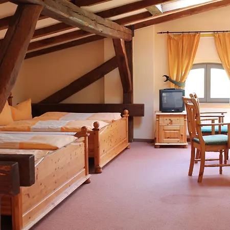 Hotel Zur Scheune 3*