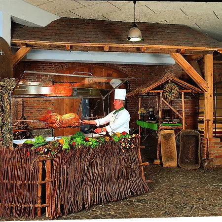 Zur Scheune Hotel 3*