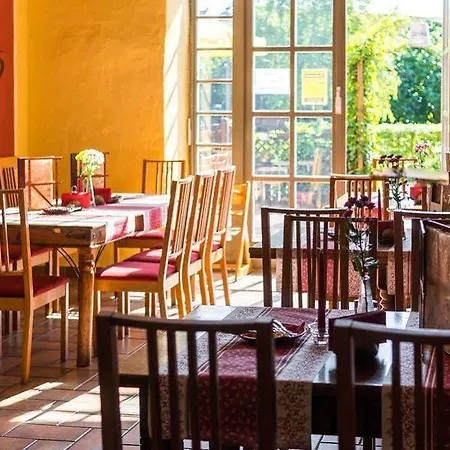 Hotel Zur Scheune 3*